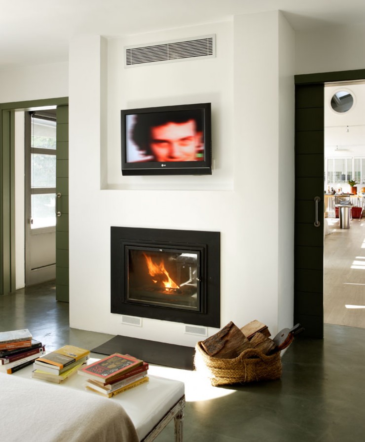 fireplace in home in girona 10