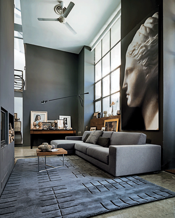 šedý nábytek v obývacím pokoji