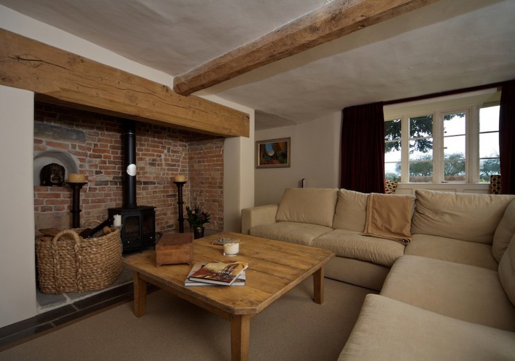 english traditional farmhouse interiors