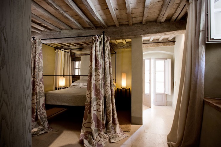 Luxurious Tuscan Interior Design 28