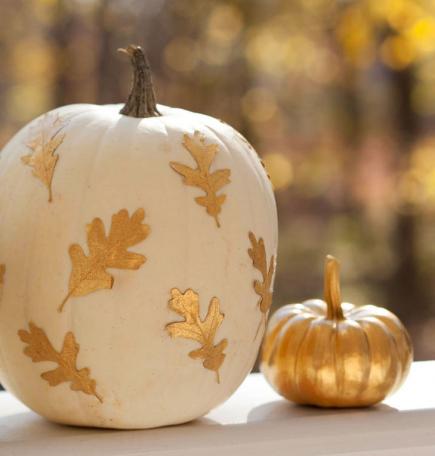 gold leaf pumpkin decorating idea