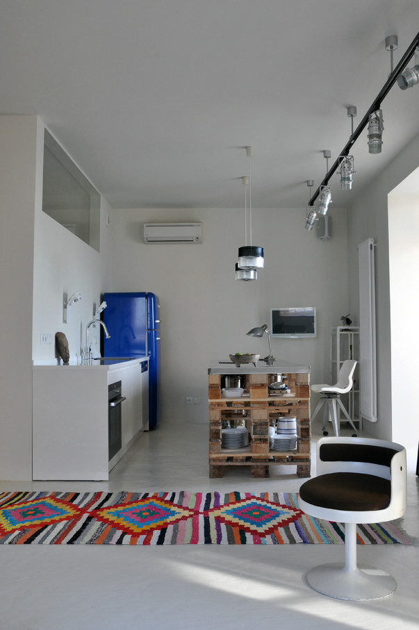 fusion design small apartment interior 7