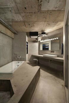 Renovation of a 40-Year-Old Reinforced Concrete Apartment 8