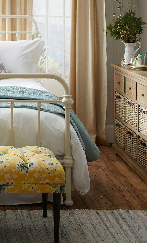 10 Steps to Create a Cottage-Style Bedroom - Decoholic