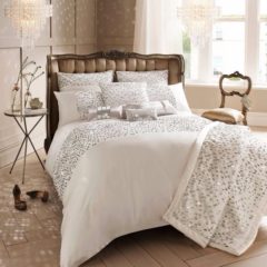 How To Create A Sparkling Design Look For Your Bedroom - Decoholic
