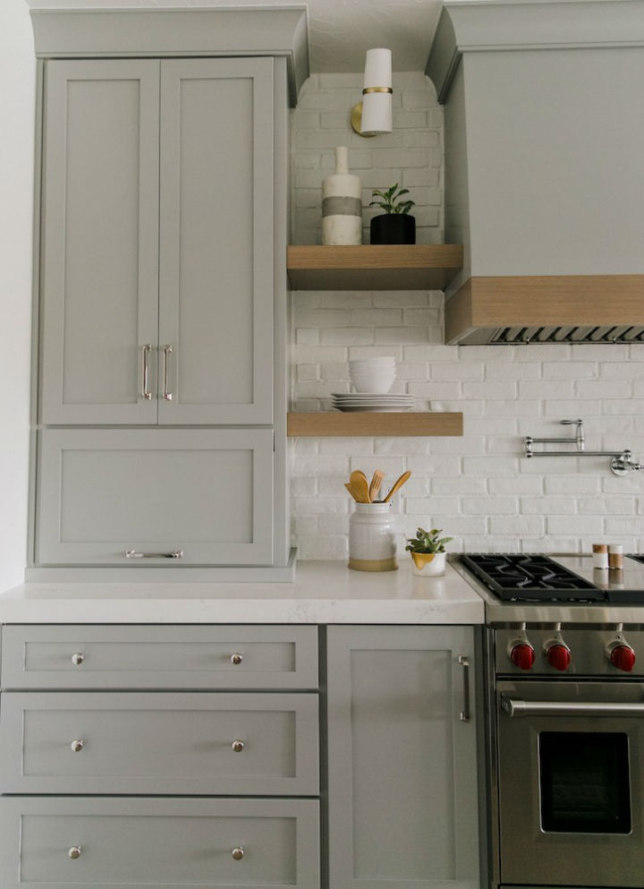 Clean and  Elegant Kitchen Design 15