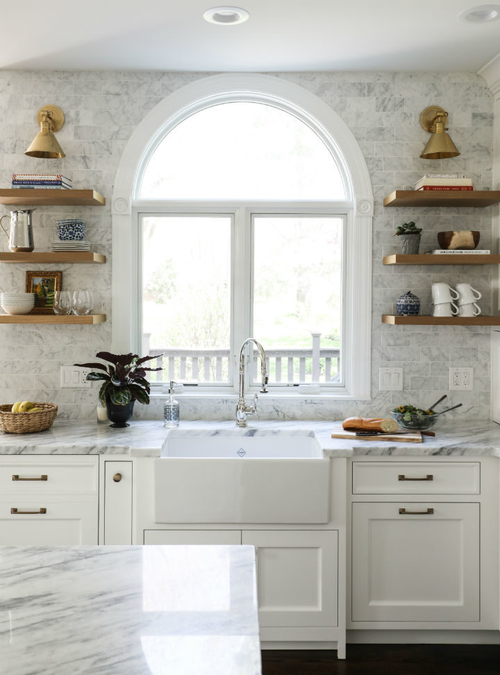 Visually Stunning kitchen design idea 15