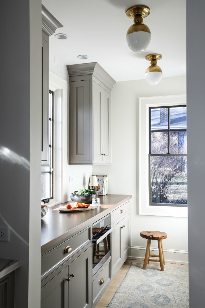 Visually Stunning kitchen design idea 23