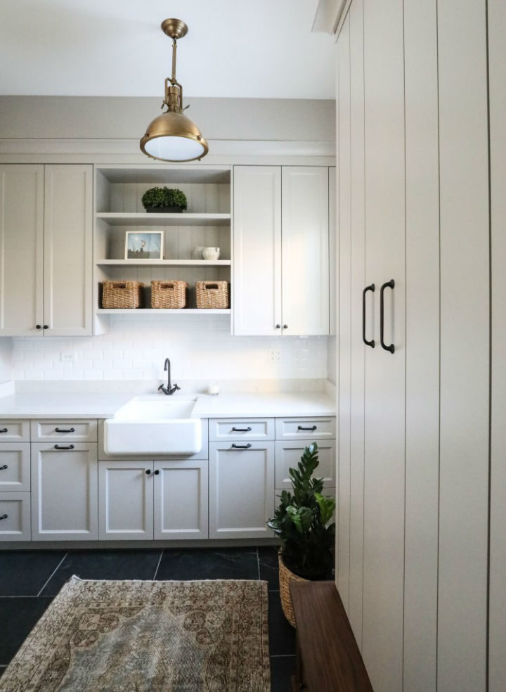 Visually Stunning kitchen design idea 59