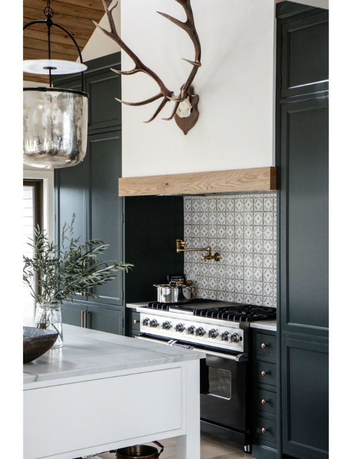 Visually Stunning kitchen design idea 6