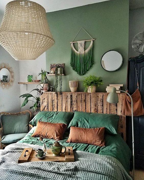 The 26 Best Bedroom Wall Colors Paint Ideas For Decoholic - How To Decorate A Green Bedroom