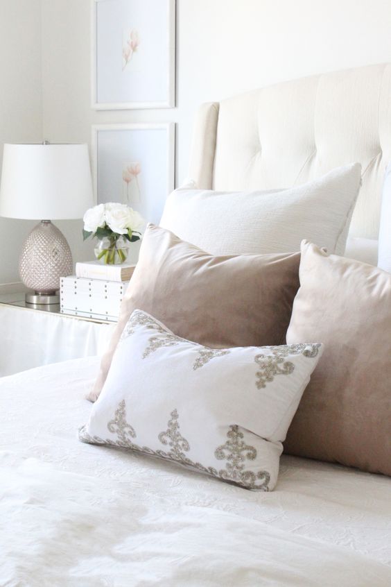 decorative pillows for bedroom