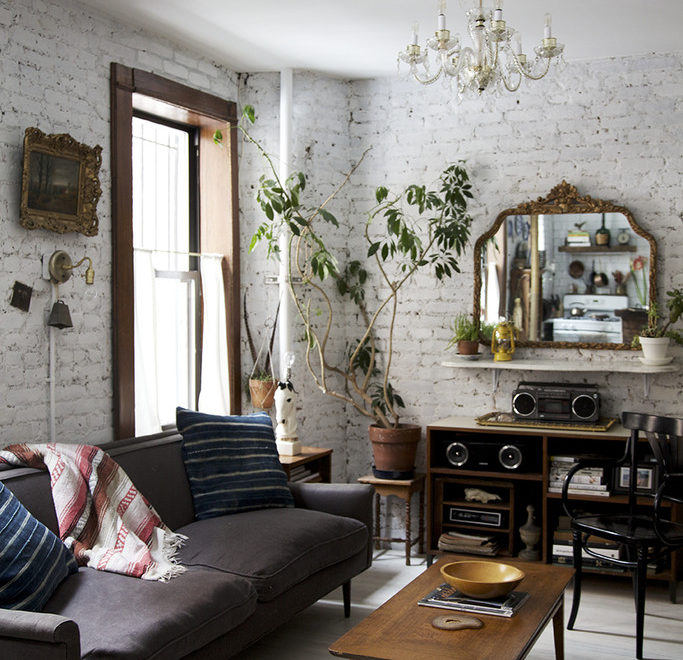 Small Space Inspiration: Transforming A Home Into An Airy Paradise