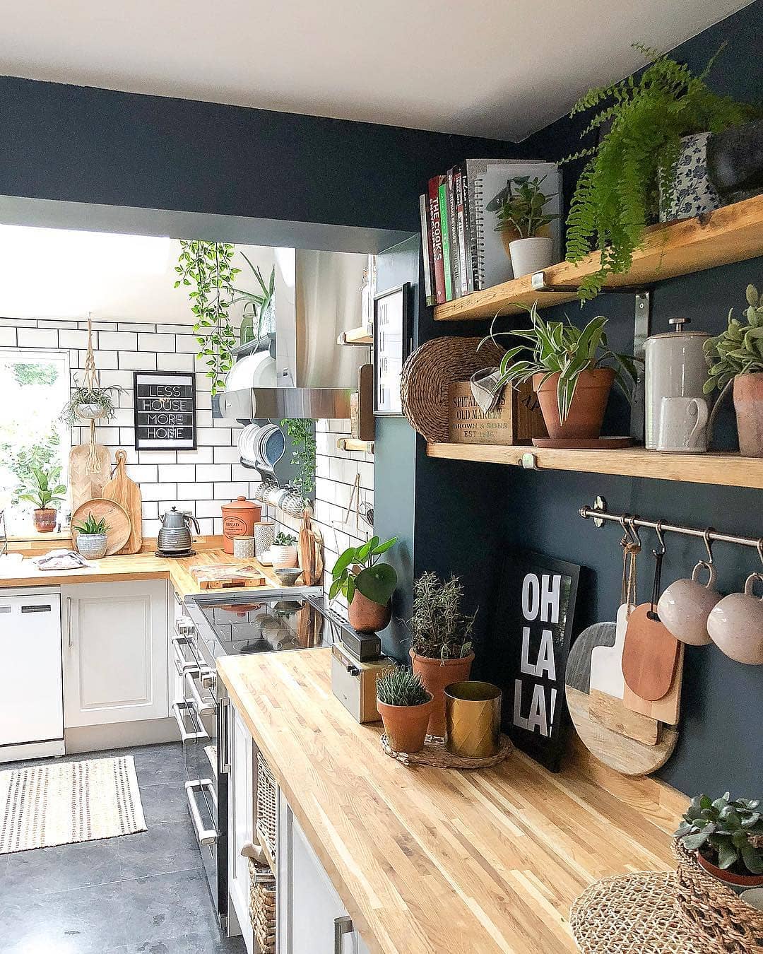 How To Decorate A Kitchen On a Budget - Decoholic