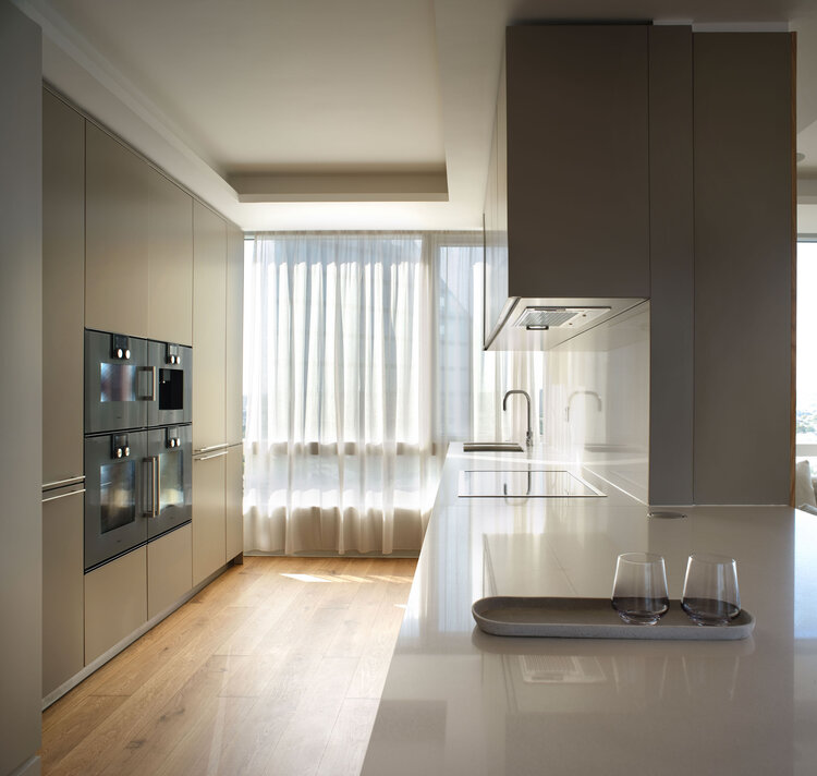 Light-Filled Apartment With Amazing London View | Decoholic