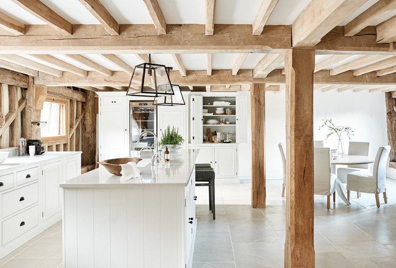 Traditionally Made Timeless Timber Κitchen Design