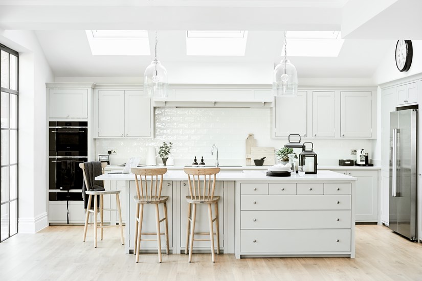Bright white amazing kitchen design 