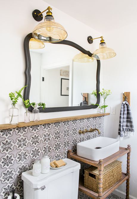 hacks-for-small-bathrooms-4