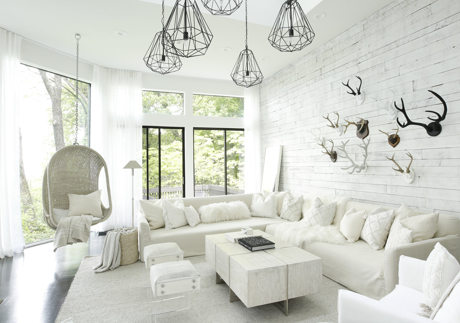 Serene Interiors With a Clean and Simple Palette