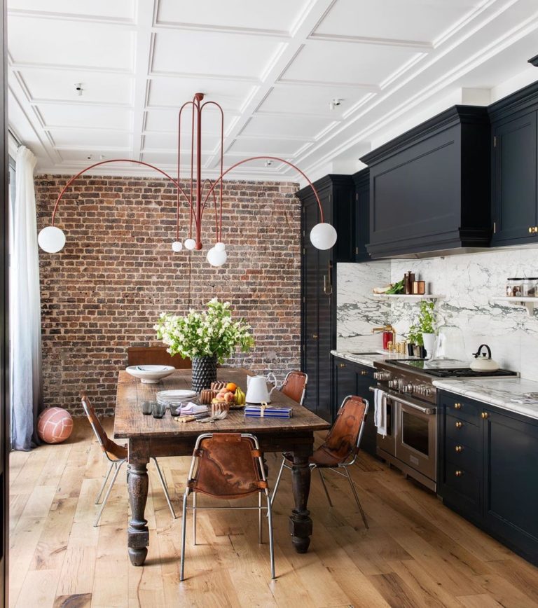 How To Create a Timeless Family Friendly Kitchen Design