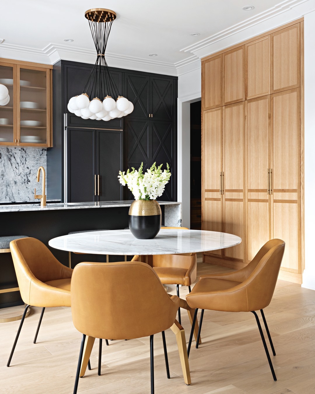 How To Create a Timeless Family Friendly Kitchen Design