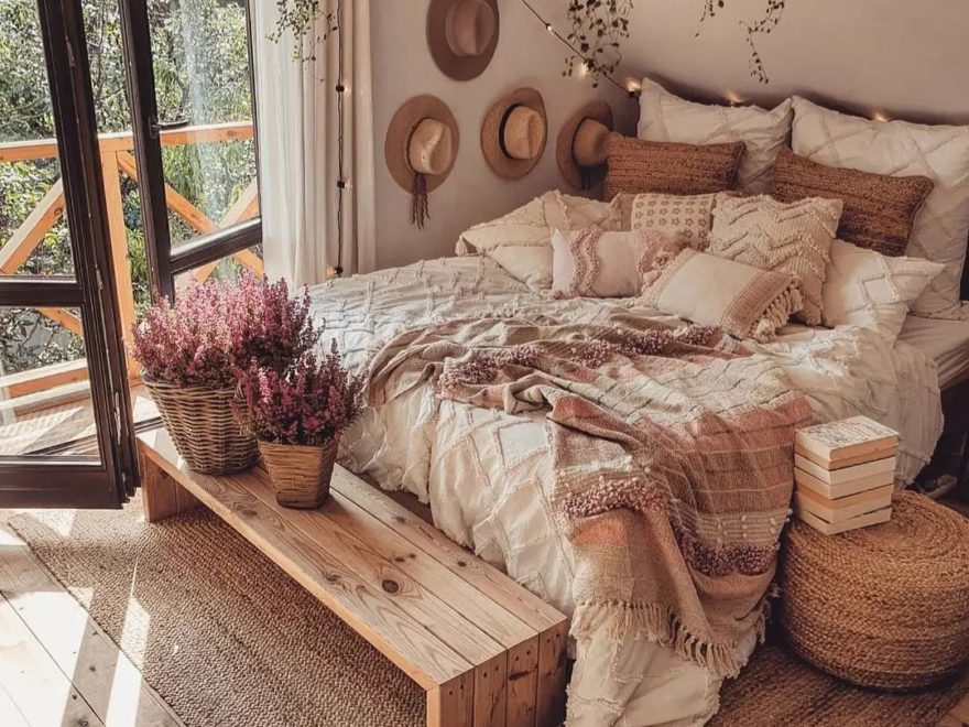 10 Ways To Create A Cozy Bedroom