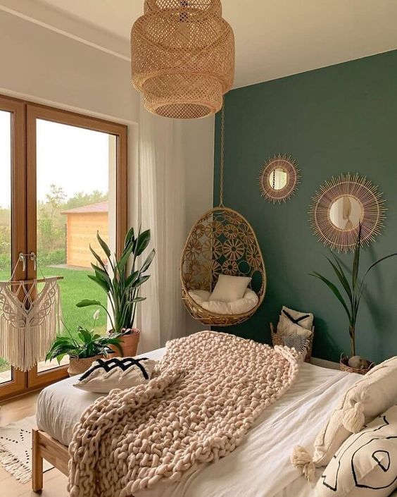 green-cozy-boho-bedroom