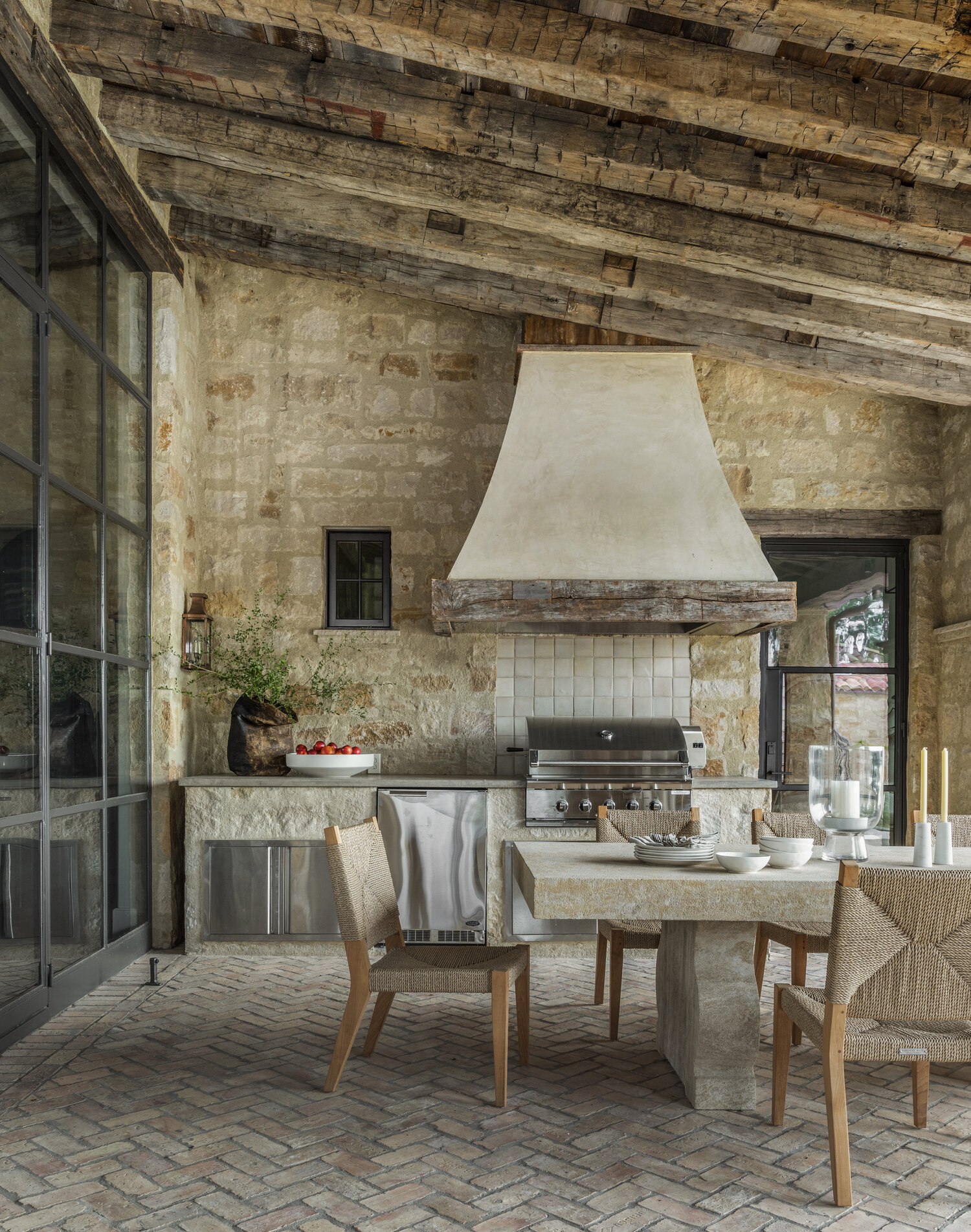 Image showcasing Old World European Style Interiors With Fresh Compositions Of Modern ...