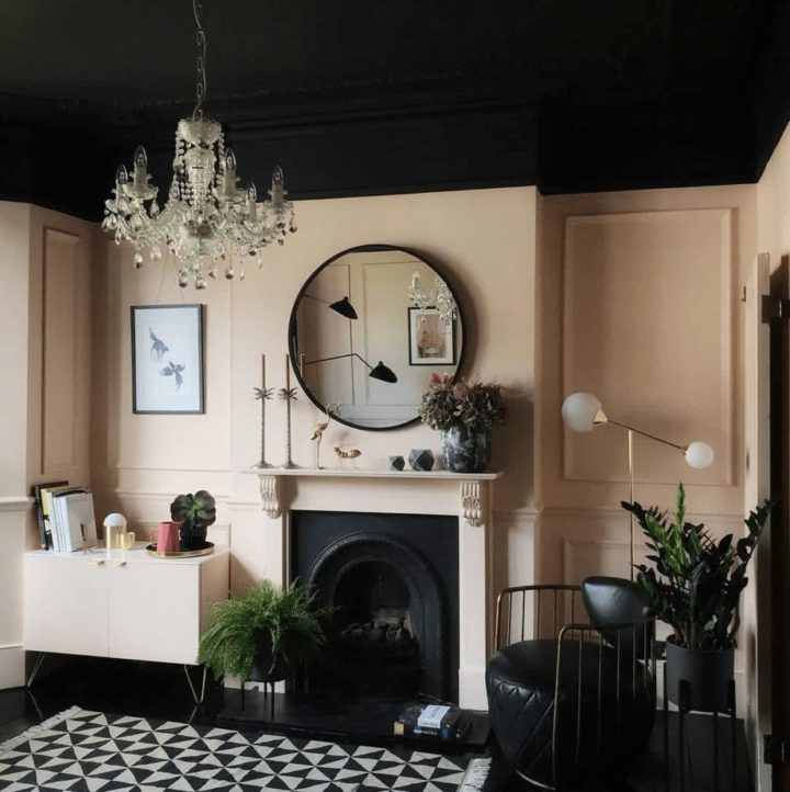 peach-living-room-with-black-ceiling