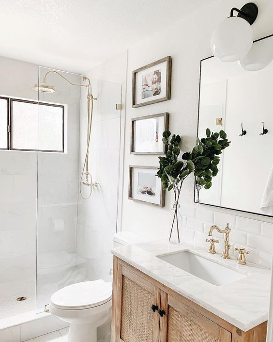 small-white-bathroom-paint-color