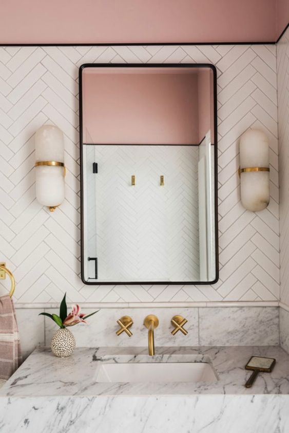 white-bathroom-with-pink-ceiling