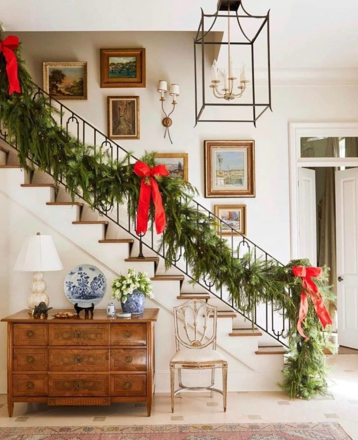 elegant entryway Christmas garland
