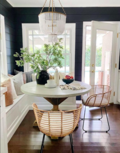 The Best Kitchen Corner Bench With Round Table Ideas - Decoholic
