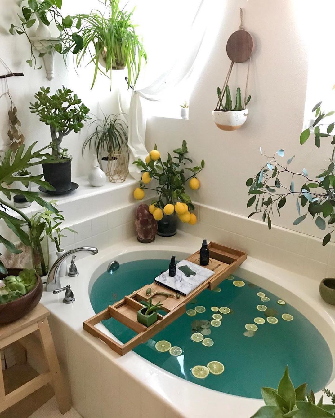 10 Ideas To Transform Your Bathroom Into A Spa