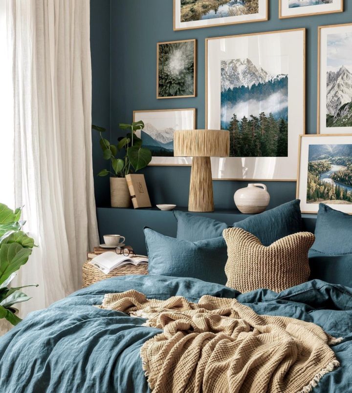 blue bedroom decorating idea