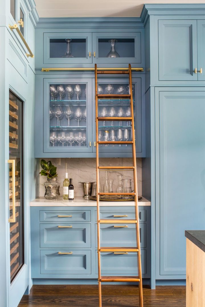 How to Create the Best Built-In Bar For Your Home
