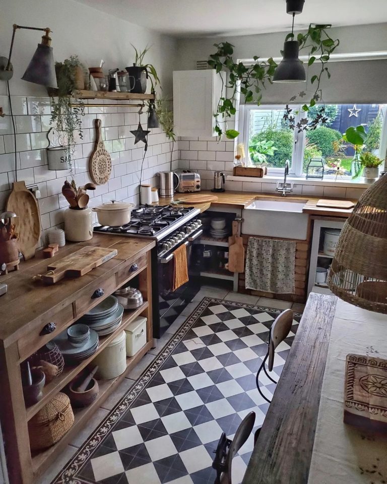 10 Fast Ways To Update Your Kitchen