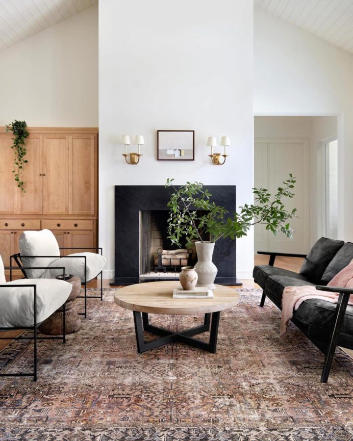 Timeless yet modern living room interior design