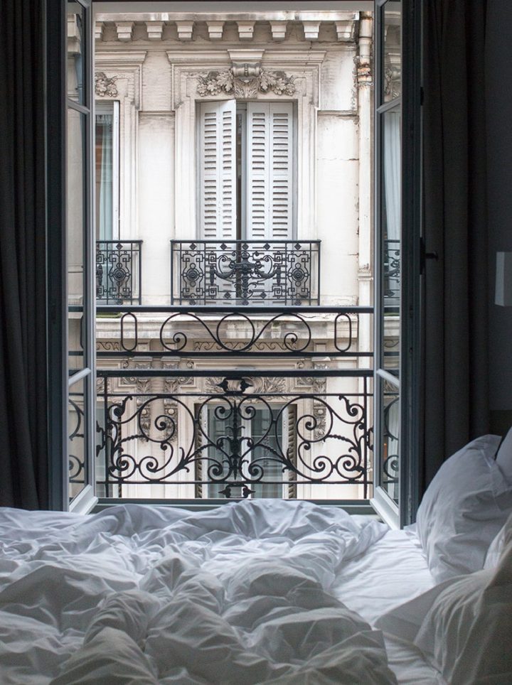 Paris-bedroom-decor-1