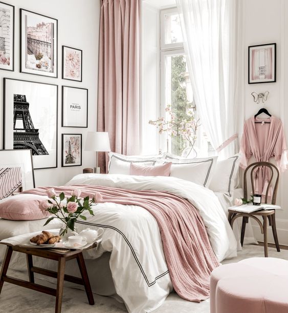 10 Romantic Paris Themed Bedroom You ‘ll Love