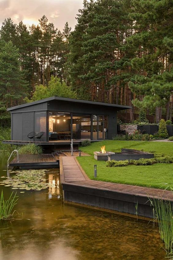 black-container-home