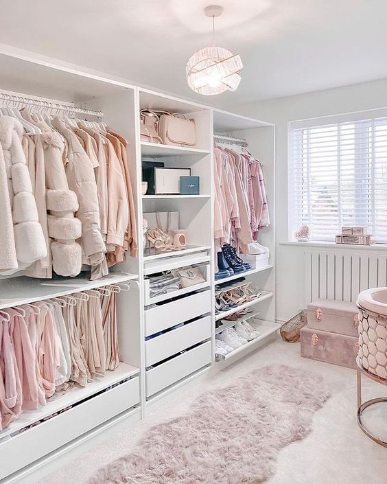 11 Ways To Add Luxury To Your Walk-In Closet - Decoholic
