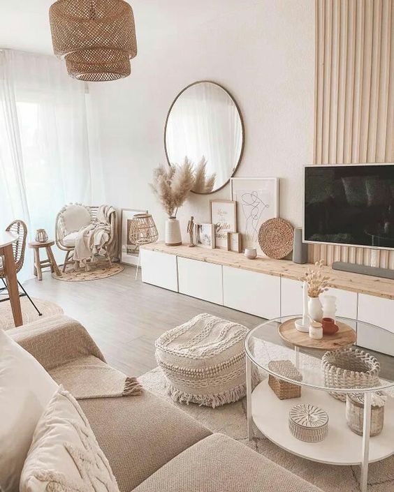 small-apartment-living-room-mirror-idea