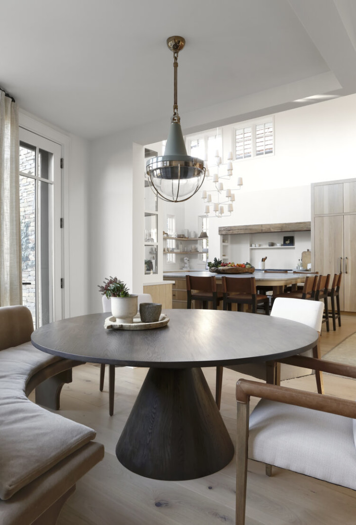 dining-room-interior-design-ideas-5