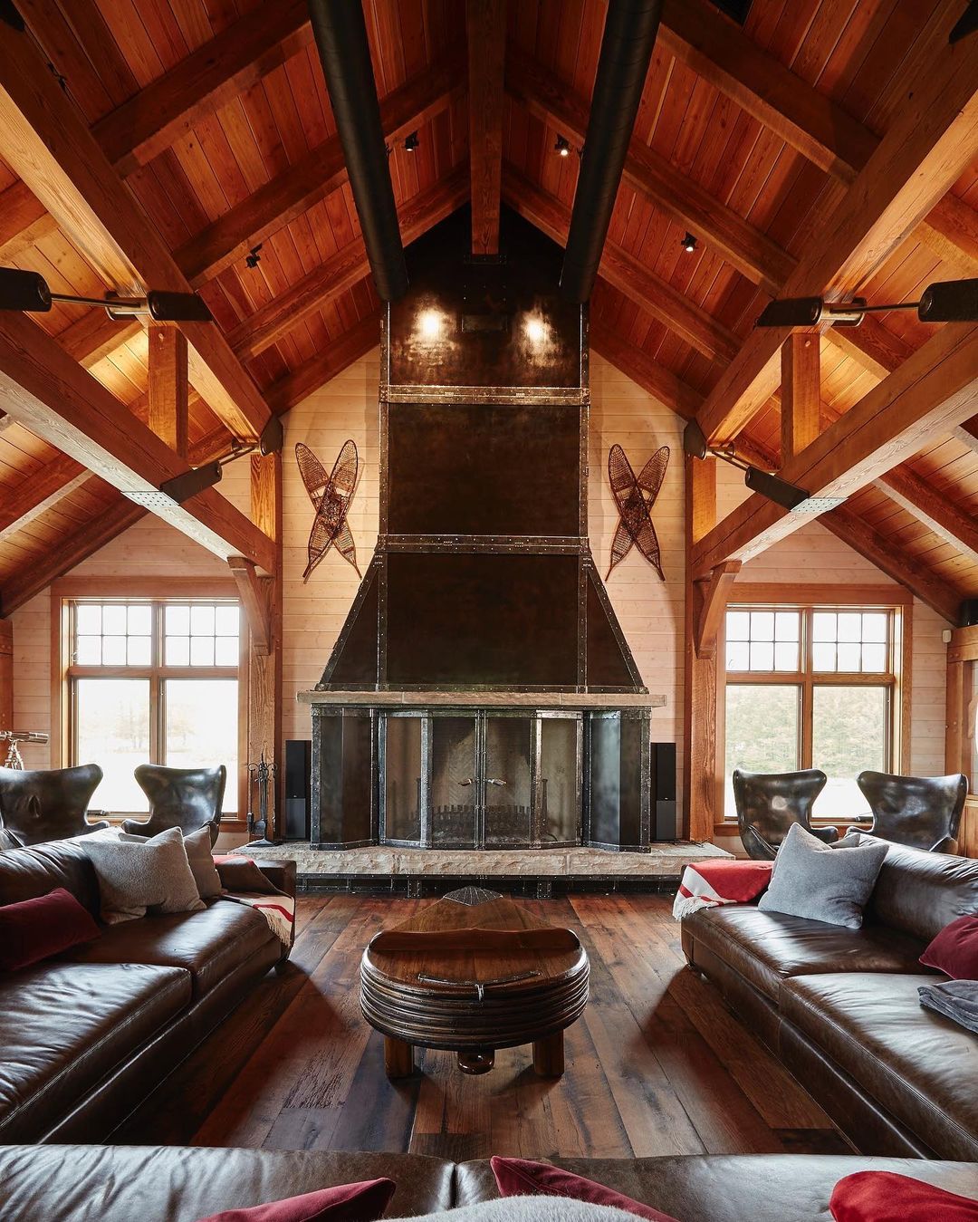 The Best Awe-Inspiring Mountain Chalet Interiors