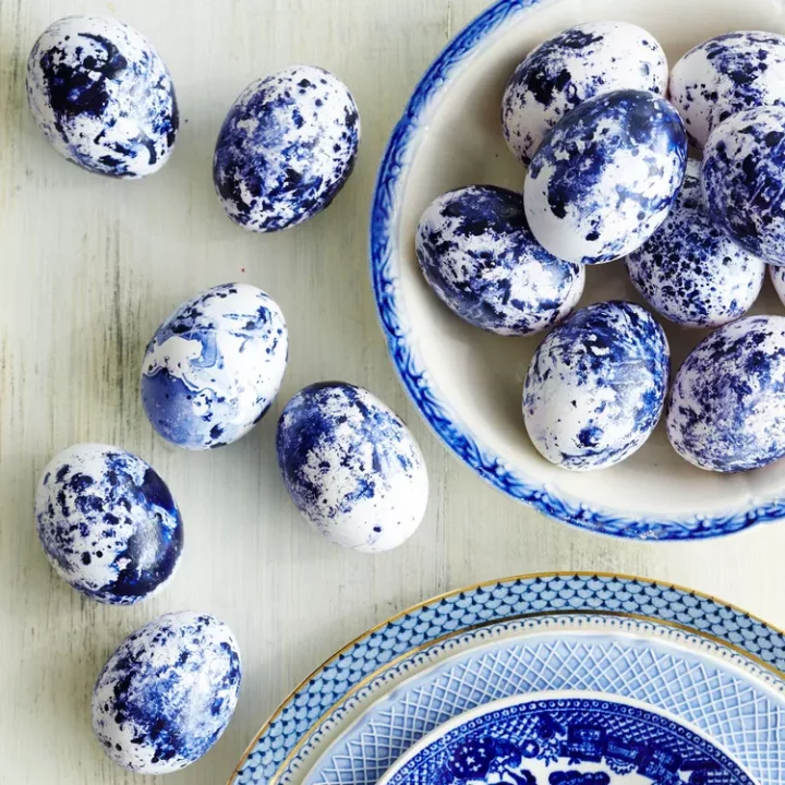 marbleized eggs with blue nail polish