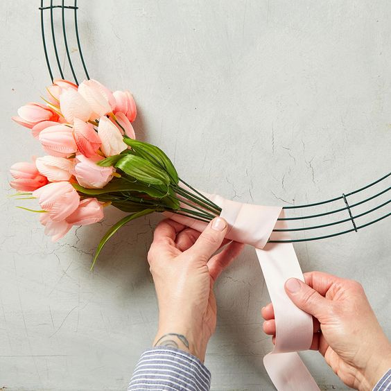 How to Make Your Own Faux Tulip Wreath to Celebrate Spring