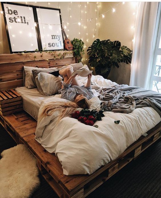 boho bedroom with pallet bed