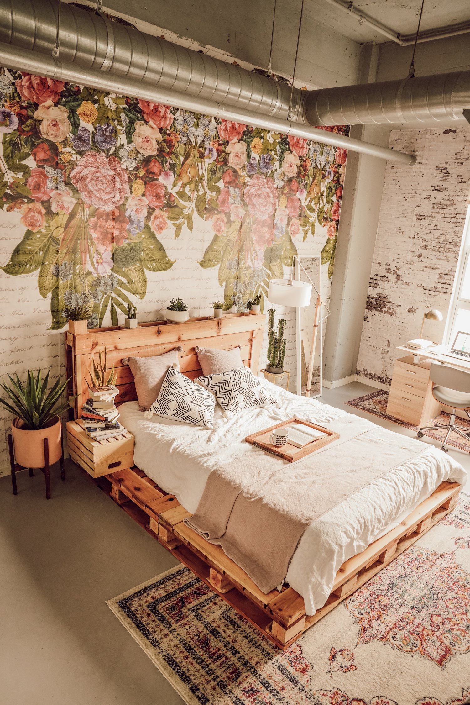 Pallet Bed Ideas: Transform Your Bedroom with Upcycled Pallets