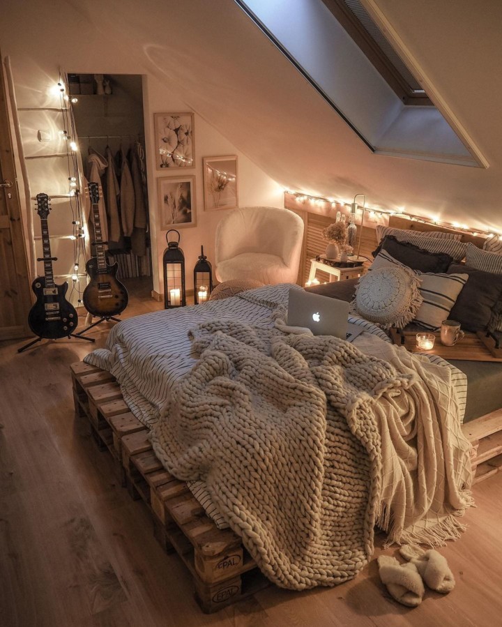 Wood Pallet Bed Frames: Transform Your Bedroom